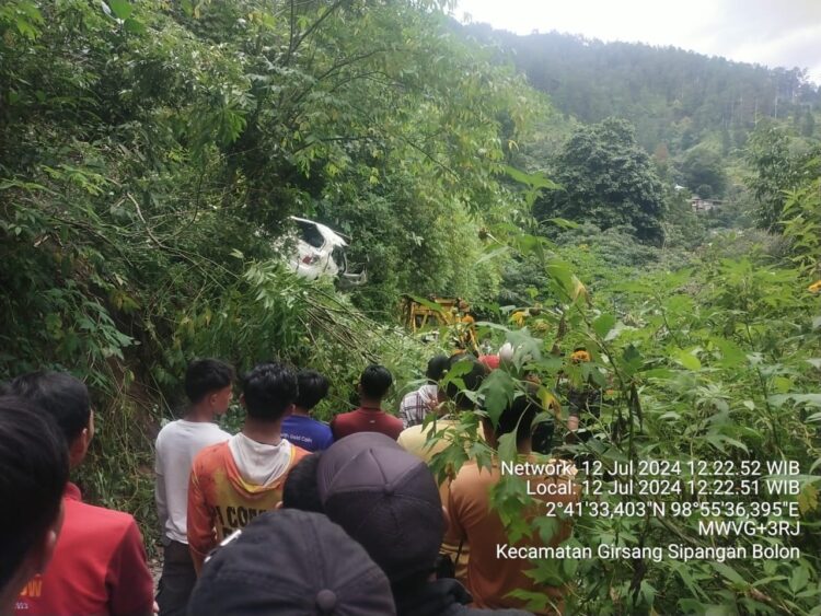 Kecelakaan Tunggal di Parapat, 4 Orang Luka-Luka