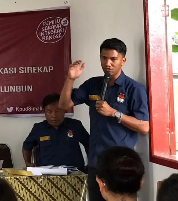Soemardi Sinaga Ajak Warga Bantu Pantarlih Sukseskan Pilkada 2024 Soemardi Sinaga Ajak Warga Bantu Pantarlih Sukseskan Pilkada 2024