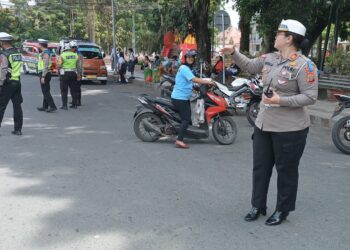 Operasi Patuh Toba 2024, Satlantas Polres Siantar Tindak Langsung Pengendara Yang Melanggar Aturan