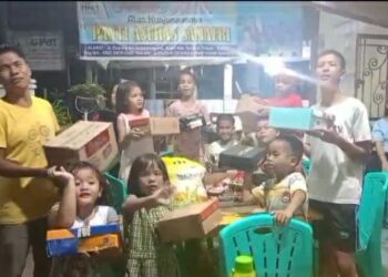 Personil Polres Tapteng Berikan Perlengkapan Anak Sekolah Di Panti Asuhan Samaeri Hutabalang