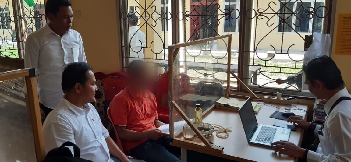 Tragis, Ayah Bejat Asal Simalungun Ini Tega Cabuli 2 Putri Kandung Hingga Berulangkali Tragis, Ayah Bejat Asal Simalungun Ini Tega Cabuli 2 Putri Kandung Hingga Berulangkali