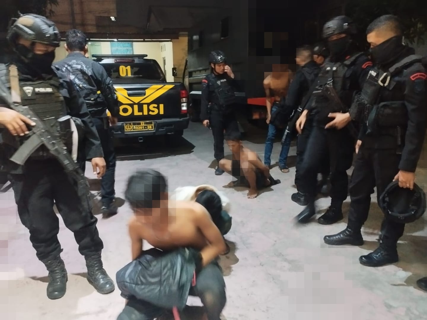 Sat Brimob Polda Sumut Amankan 4 Anggota Geng Motor saat Patroli Cipta Kondisi Kamtibmas di Medan Tembung