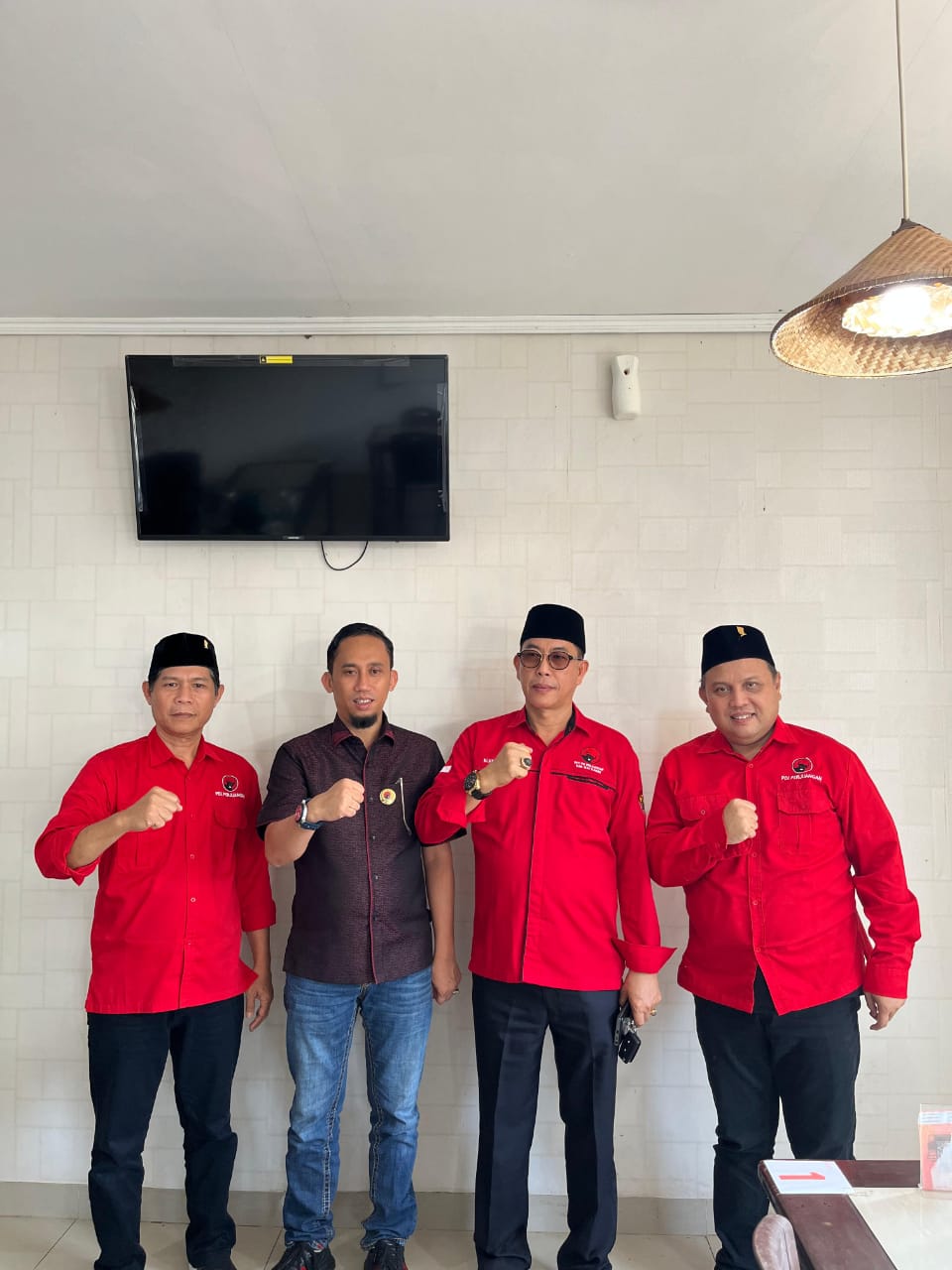 Resmen Kadapi Hadiri Konsolidasi Pemenangan Cakada di DPD PDIP Lampung