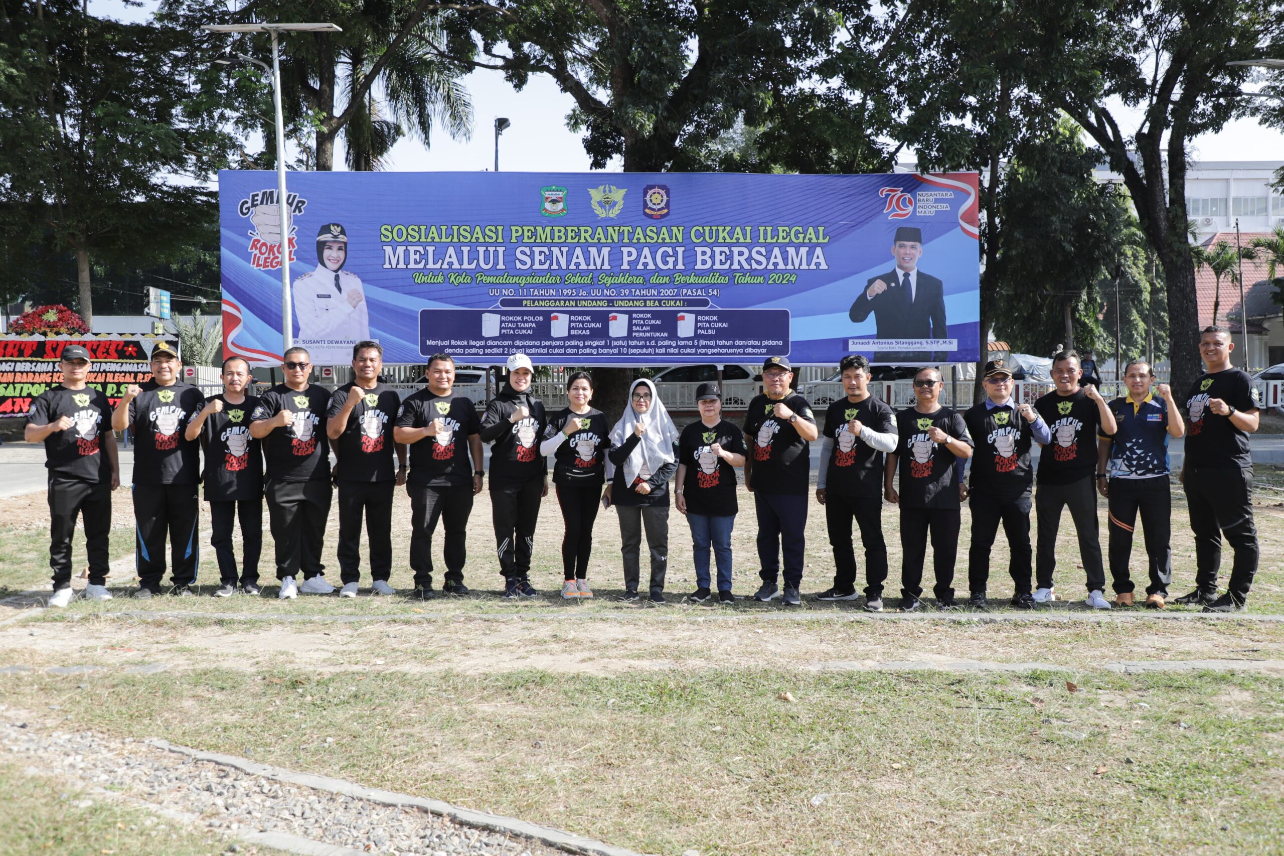 Wali Kota Pematangsiantar Hadiri Sosialisasi Pemberantasan Cukai Ilegal Wali Kota Pematangsiantar Hadiri Sosialisasi Pemberantasan Cukai Ilegal