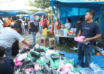 Pengunjung Pesta Oang-Oang Padati Pusat Jajanan dan UMKM di Lapangan Kasean Banurea Salak