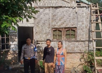  Angin Kencang di Nagori Bah Bulian, Kapolsek Raya Kahean Gerak Cepat Evakuasi 