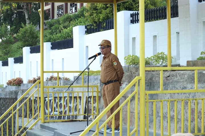 Sekda Pakpak Bharat Pimpin Apel Gabungan ASN di Awal Agustus 