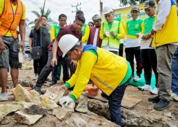 Bupati Simalungun Letakkan Batu Pertama Pembangunan Gedung FKUB