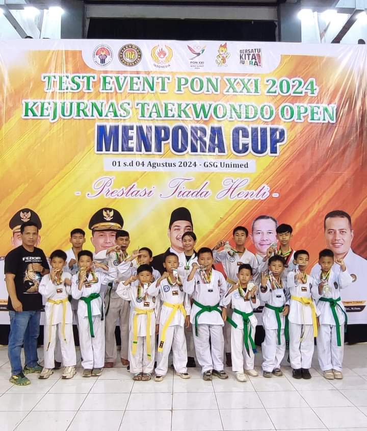 Kontingen Taekwondo Pakpak Bharat Berhasil Bawa 4 Emas, 11 Perak di Test Event PON XXI 2024 dan Kejurnas Taekwondo Open Menpora Cup