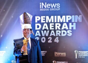 Bravo, Bupati Simalungun Radiapoh Sinaga Raih Penghargaan Bergengsi Pimpinan Daerah Awards 2024
