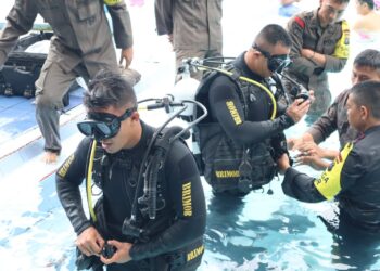 Personil Batalyon C Sat Brimob Polda Sumut Latihan Peningkatan Tugas Operasional di Lingkungan Perairan