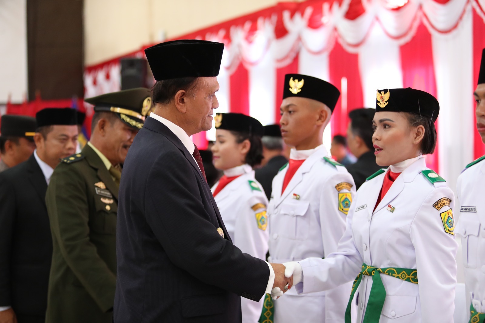 Pasukan Pengibar Bendera Pusaka Kabupaten Pakpak Bharat Tahun Angkatan 2024 Resmi Dikukuhkan 