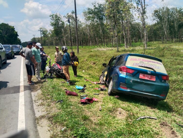 Mobil Dinas Camat Gunung Maligas Alami Kecelakaan di Simalungun, 4 Orang Alami Luka