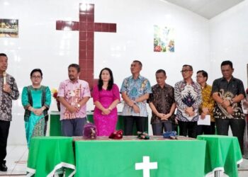 Bupati Simalungun dan Istri Laksanakan Ibadah Minggu Bersama Jemaat HKBP Jawa Maraja