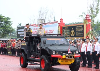 Sat Brimob Polda Sumut Ikuti Apel Gelar Pasukan Operasi MANTAP PRAJA TOBA-2024, Kesiapan Pengamanan Pilkada Serentak Tahun 2024