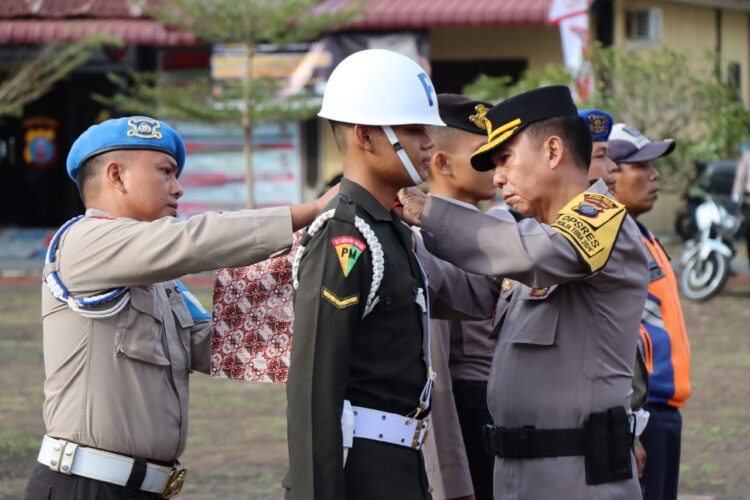 Forkopimda Kota Sibolga Ikuti Apel Gelar Pasukan Ops Mantap Praja Toba - 2024