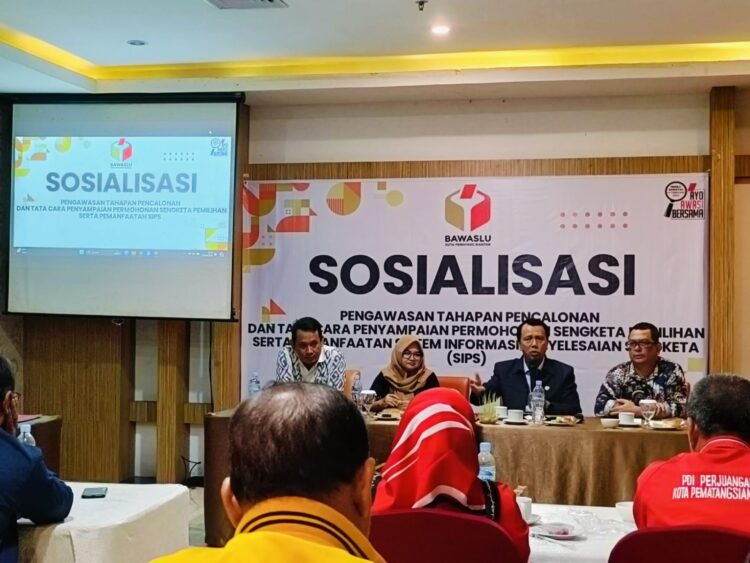 Bawaslu Kota Pematangsiantar Bekali Parpol dan Jurnalis Tahapan Pencalonan dan Tata Cara Penyampaian Permohonan Sengketa