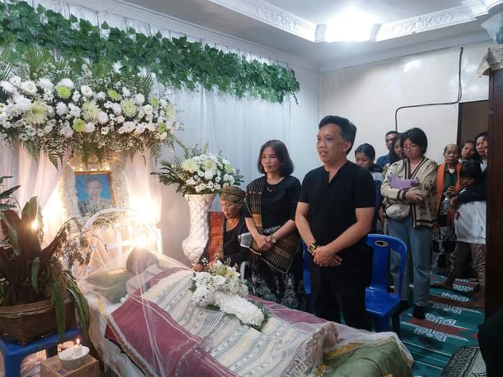 Pemkab Pakpak Bharat Sampaikan Belasungkawa Atas Meninggalnya Orang Tua Harryson F Sirumapea Pemkab Pakpak Bharat Sampaikan Belasungkawa Atas Meninggalnya Orang Tua Harryson F Sirumapea