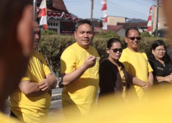 Bupati Pakpak Bharat Melepas Keberangkatan Tim Paduan Suara "Pakpak Bharat Choir"
