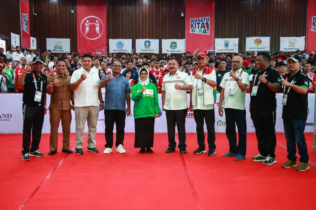 Ketua Umum PP Pertina Mayjen TNI (Purn) Dr (Cand) Komaruddin Simanjuntak SIP MSc: Terima Kasih Ibu Wali Kota, Pematangsiantar Venue Terbaik Sepanjang Penyelenggaraan Cabor Tinju PON Ketua Umum PP Pertina Mayjen TNI (Purn) Dr (Cand) Komaruddin Simanjuntak SIP MSc: Terima Kasih Ibu Wali Kota, Pematangsiantar Venue Terbaik Sepanjang Penyelenggaraan Cabor Tinju PON