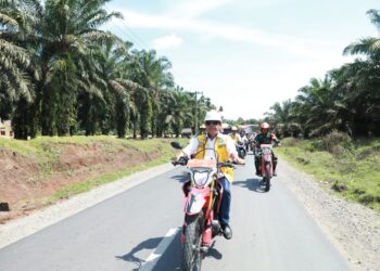 Warga Silou Kahean : "Terimakasih Pak Bupati Simalungun Radiapoh Hasiholan Sinaga, Jalan Kami Sudah Bagus"
