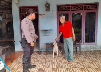 Dukung Kelancaran PON XXI, Personil Polsek Siantar Marihat Sampaikan Himbauan Kepada Pemilik Hewan Peliharaan 
