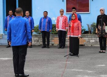 Wali Kota Pematangsiantar Pimpin Apel Gabungan di Kantor Perumda Tirta Uli 