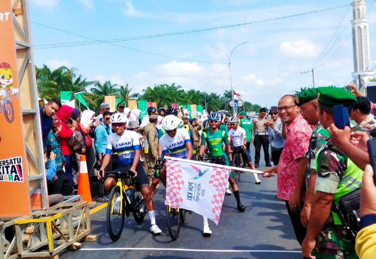 Di Bawah Pengamanan Polres Sergai,  Hari Terakhir Balap Sepeda Individual Road Race 120 KM PON XXI Berjalan Lancar dan Aman 