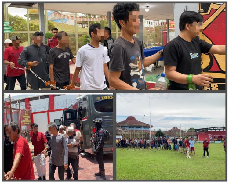 Sat Brimob Polda Sumut Kawal Ketat Pemindahan 250 Narapidana Lapas Kelas II A Pematangsiantar Ke Lapas di Langkat Sat Brimob Polda Sumut Kawal Ketat Pemindahan 250 Narapidana Lapas Kelas II A Pematangsiantar Ke Lapas di Langkat