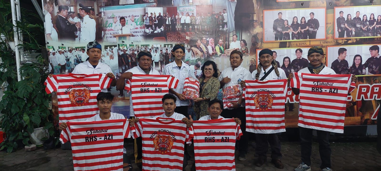 Ketua TP PKK Ny Ratnawati Radiapoh Hasiholan Sinaga Apresiasi Seni Tradisional Jawa Reog Ponorogo oleh KRJPS DPD Kabupaten Simalungun