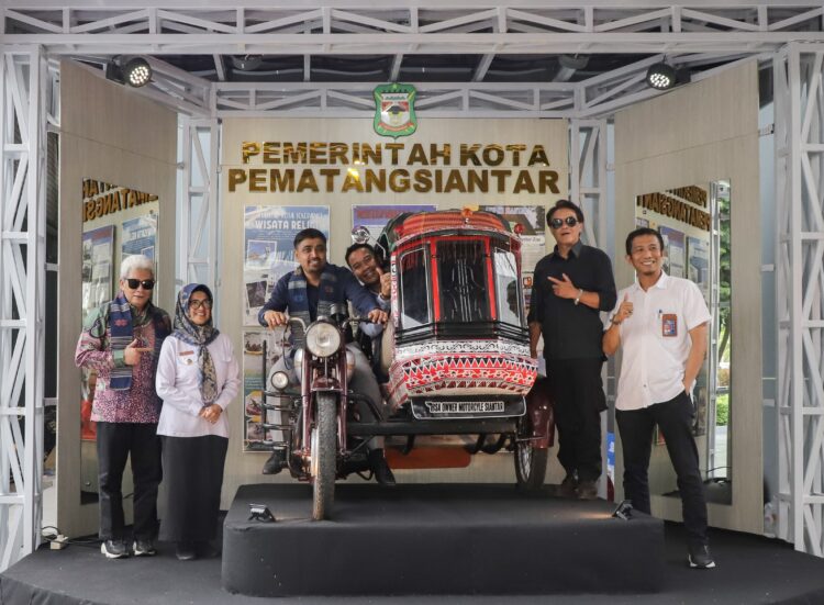 Display Becak Siantar Hadir di Bandara Kualanamu, Ayo ke Sianțar!