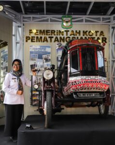 Display Becak Siantar Hadir di Bandara Kualanamu, Ayo ke Sianțar!