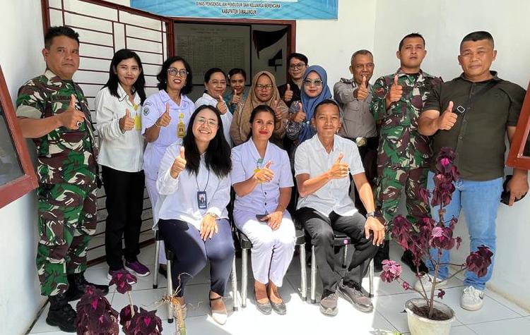 Polres Simalungun Perkuat Sinergitas TNI-Polri, Hadiri Rapat Mini Loka Karya Penurunan Angka Stunting di Tapian Dolok Polres Simalungun Perkuat Sinergitas TNI-Polri, Hadiri Rapat Mini Loka Karya Penurunan Angka Stunting di Tapian Dolok