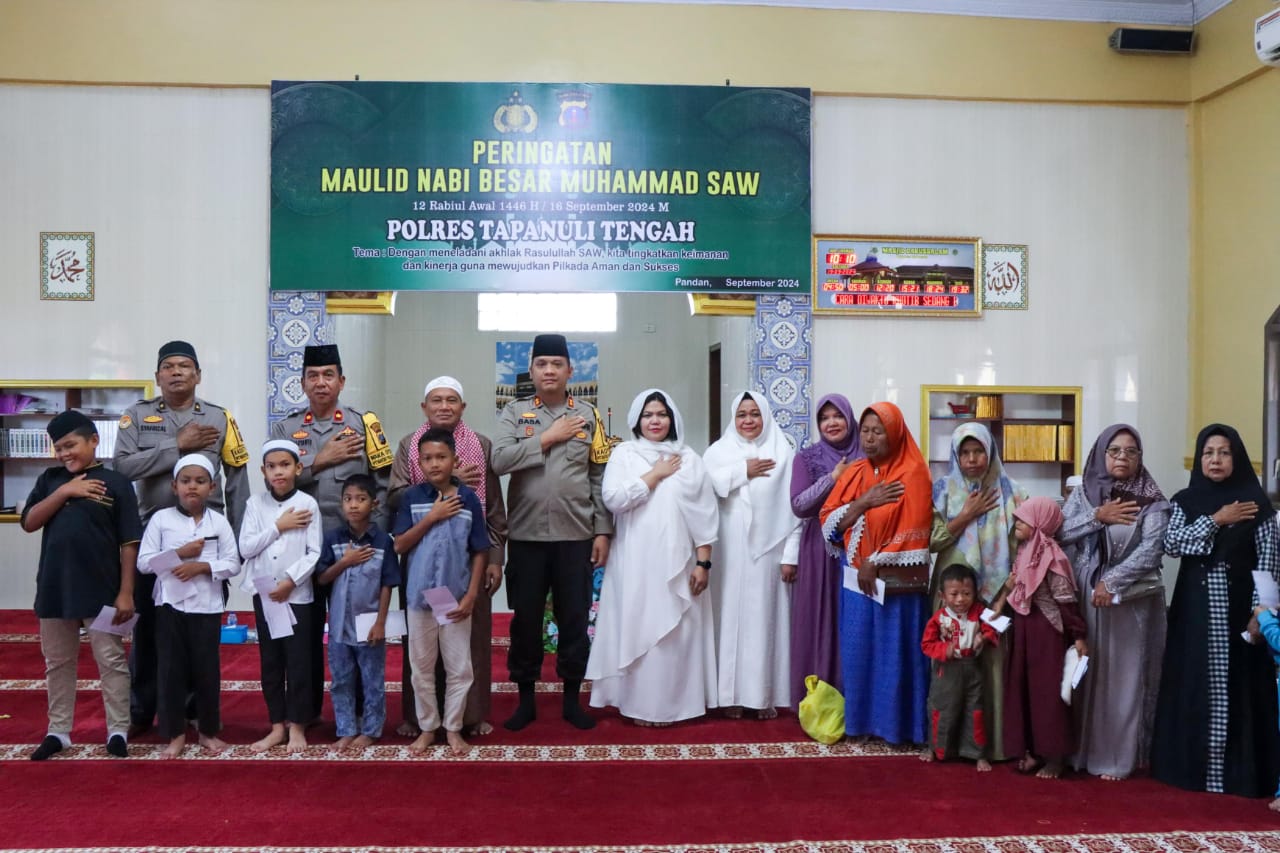Keluarga Besar Polres Tapteng Santuni Anak Yatim Piatu Di Hari Maulid Nabi 1446 H