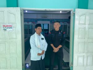 Jum'at Berkah, Sat Brimob Polda Sumut Gelar Baksos di Masjid As-Shalihin Jum'at Berkah, Sat Brimob Polda Sumut Gelar Baksos di Masjid As-Shalihin