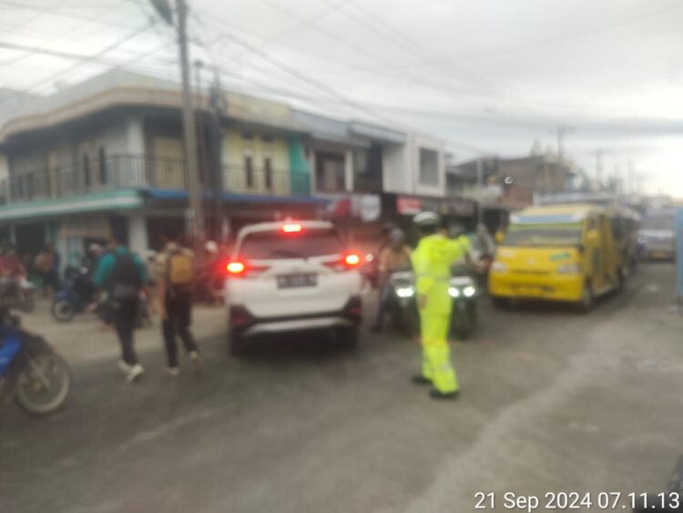 Polsek Tanah Jawa Polres Simalungun Gelar Pengamanan Padat Pagi di Simpang Tangsi