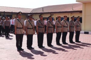 Kapolres AKBP Ernis Sitinjak Pimpin Sertijab 4 Pejabat Polres Taput 
