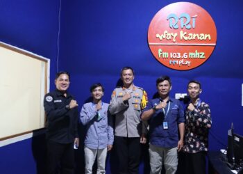 Pastikan Pilkada Aman dan Sejuk, Kapolres Gelar Dialog Interaktif di RRI Way Kanan Lampung