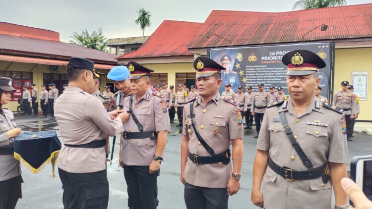 Kapolres Sibolga Pimpin Upacara Sertijab Dan Pengukuhan Kasihumas Dan Kasiwas 