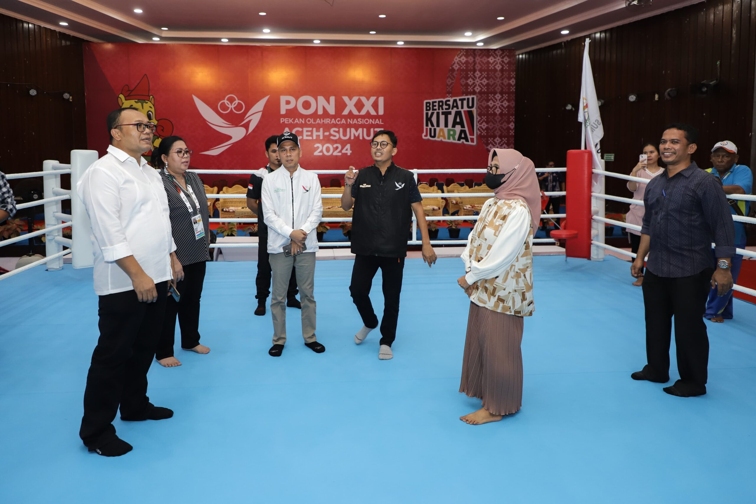 Wali Kota Tinjau Kesiapan Venue Tinju di Aula Universitas HKBP Nommensen Pematangsiantar Wali Kota Tinjau Kesiapan Venue Tinju di Aula Universitas HKBP Nommensen Pematangsiantar