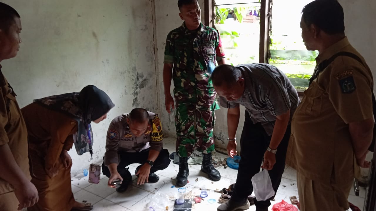 Polres Sibolga Grebek Rumah Kosong Diduga Lokasi Penyalahgunaan Narkoba