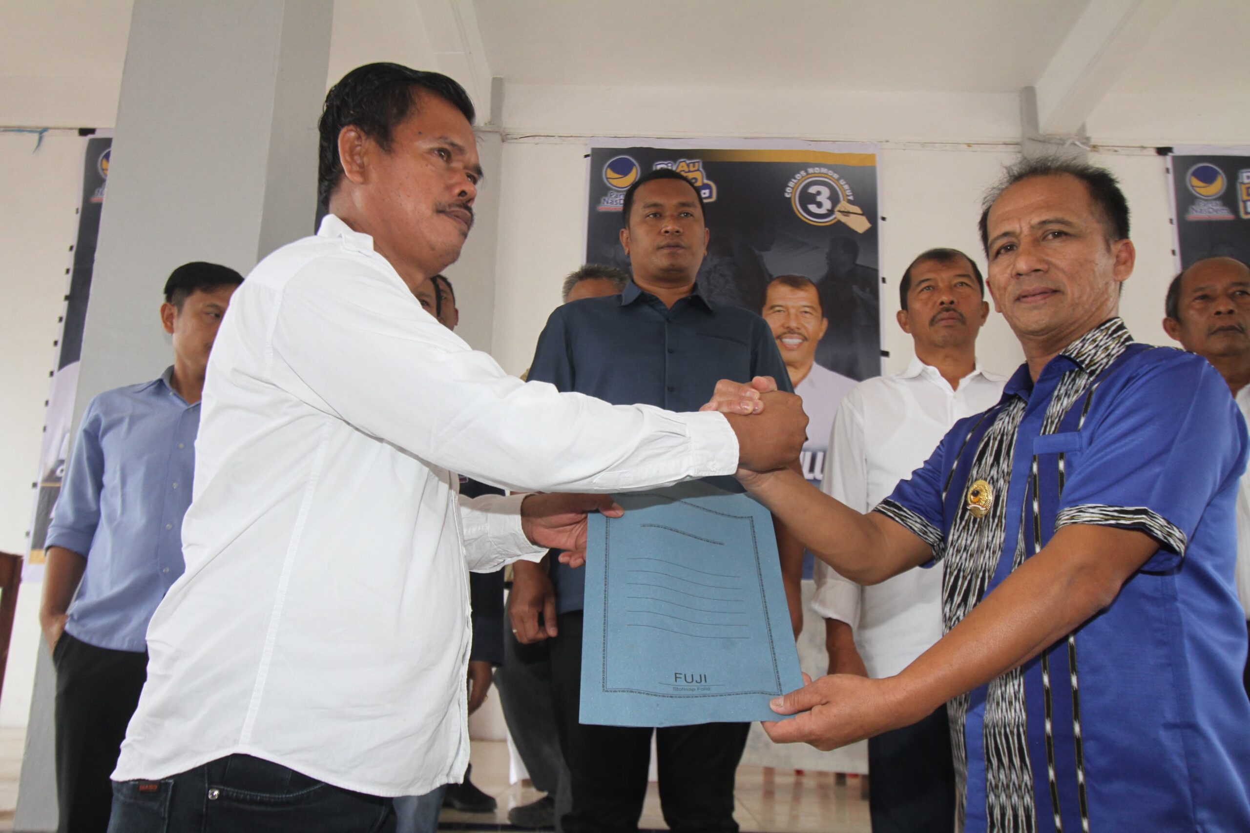 Korcam dan Kordes Pemenangan Paslon Effendi Napitupulu - Audi Murphy Sitorus Dikukuhkan, Hidup Dan Matinya di Toba Korcam dan Kordes Pemenangan Paslon Effendi Napitupulu - Audi Murphy Sitorus Dikukuhkan, Hidup Dan Matinya di Toba