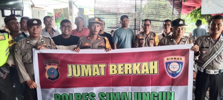 Polres Simalungun Laksanakan Jumat Berkah di Sinaksak, Ajak Masyarakat Jaga Keamanan dan Hindari Narkoba