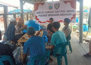 Jumat Curhat, Pendekatan Humanis Polairud Polres Sergai Edukasi Nelayan