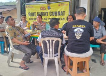 Kapolsek Dolok Pardamean Laksanakan Program Jumat Curhat, Jalin Komunikasi dan Cegah Kriminalitas di Nagori Pariksabungan
