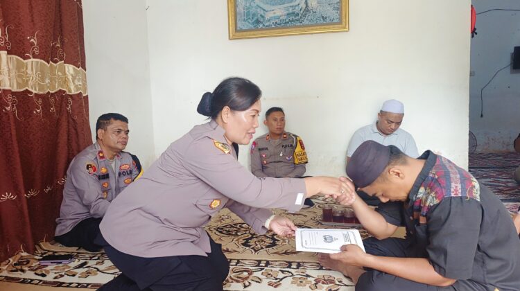 Kapolres Sergai Kunjungi Rumah Duka Personel, Berikan Tali Asih