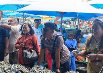 Bertemu Audi Murphy Sitorus, Pedagang Berharap Pasar Tradisional Porsea Dibenahi
