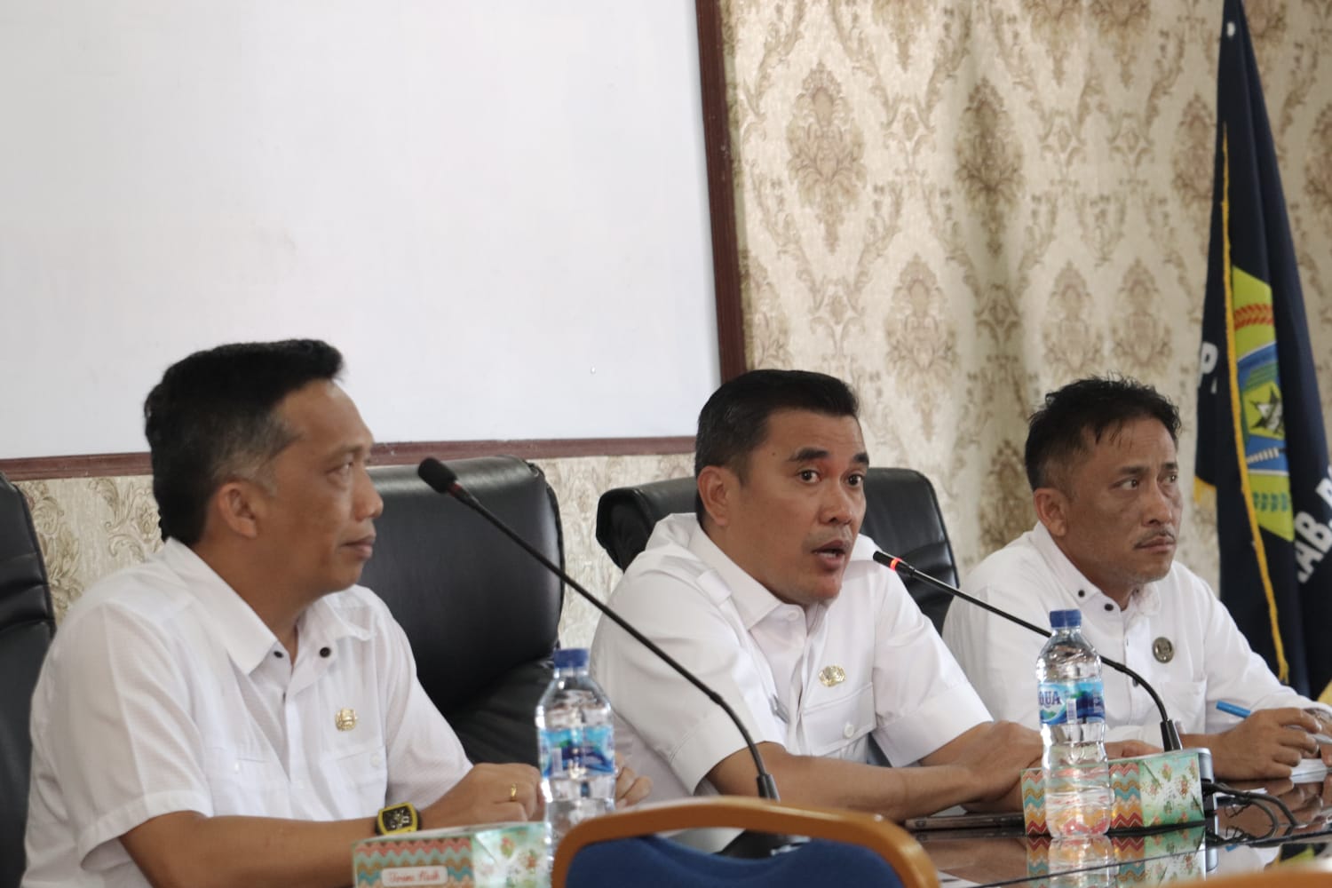 Pjs Bupati Pakpak Bharat Membuka Kegiatan Aksi VI Manajemen Data Stunting Dalam Penanganan dan Pencegahan Stunting Pjs Bupati Pakpak Bharat Membuka Kegiatan Aksi VI Manajemen Data Stunting Dalam Penanganan dan Pencegahan Stunting