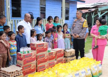 Kapolres Tapteng Berikan Bantuan Sosial Ke Panti Asuhan Samaeri
