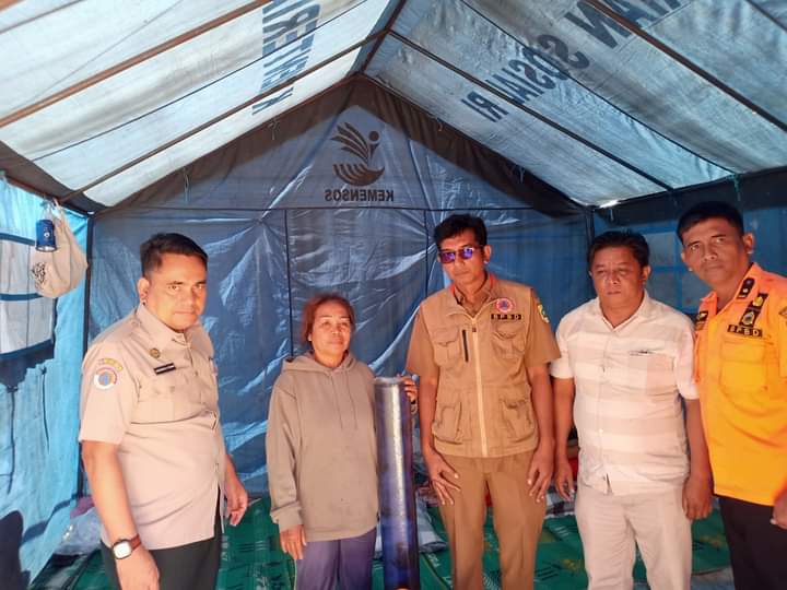 Pemkab Pakpak Bharat Salurkan Bantuan Bagi Korban Kebakaran di Desa Traju Kecamatan Siempat Rube Pemkab Pakpak Bharat Salurkan Bantuan Bagi Korban Kebakaran di Desa Traju Kecamatan Siempat Rube